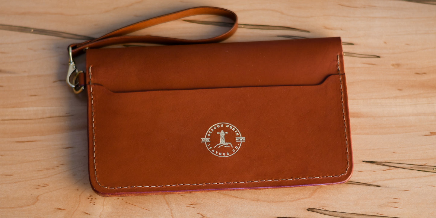 The Wayfinder Clutch