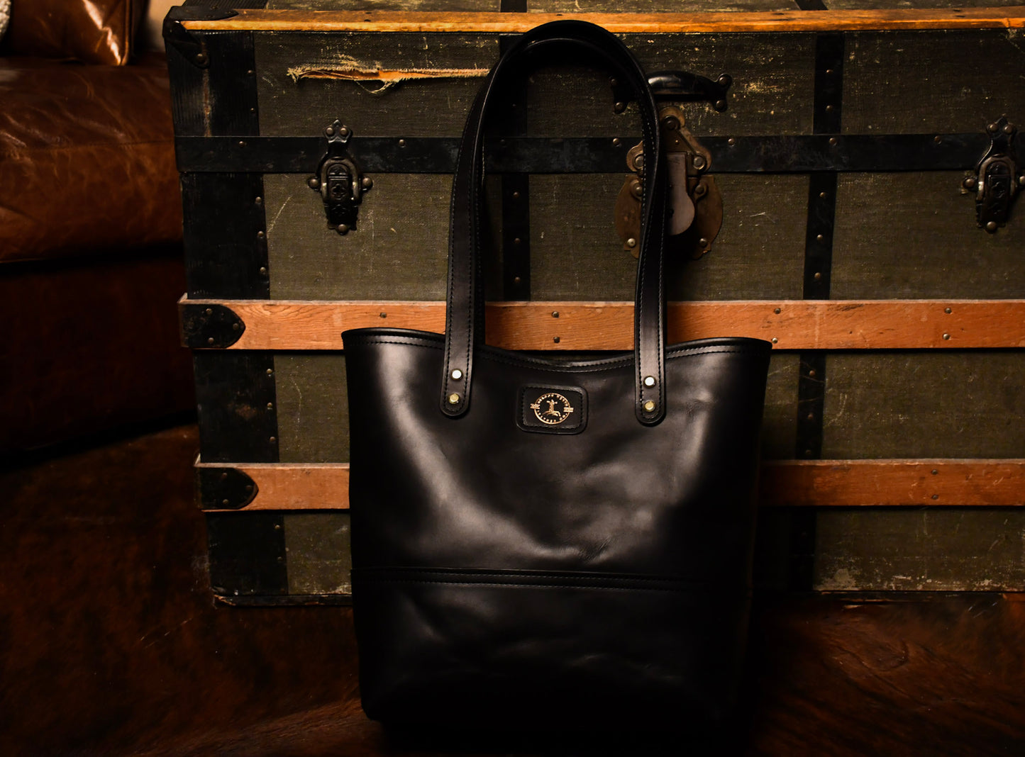 The Beacon Market Tote Bag - Black