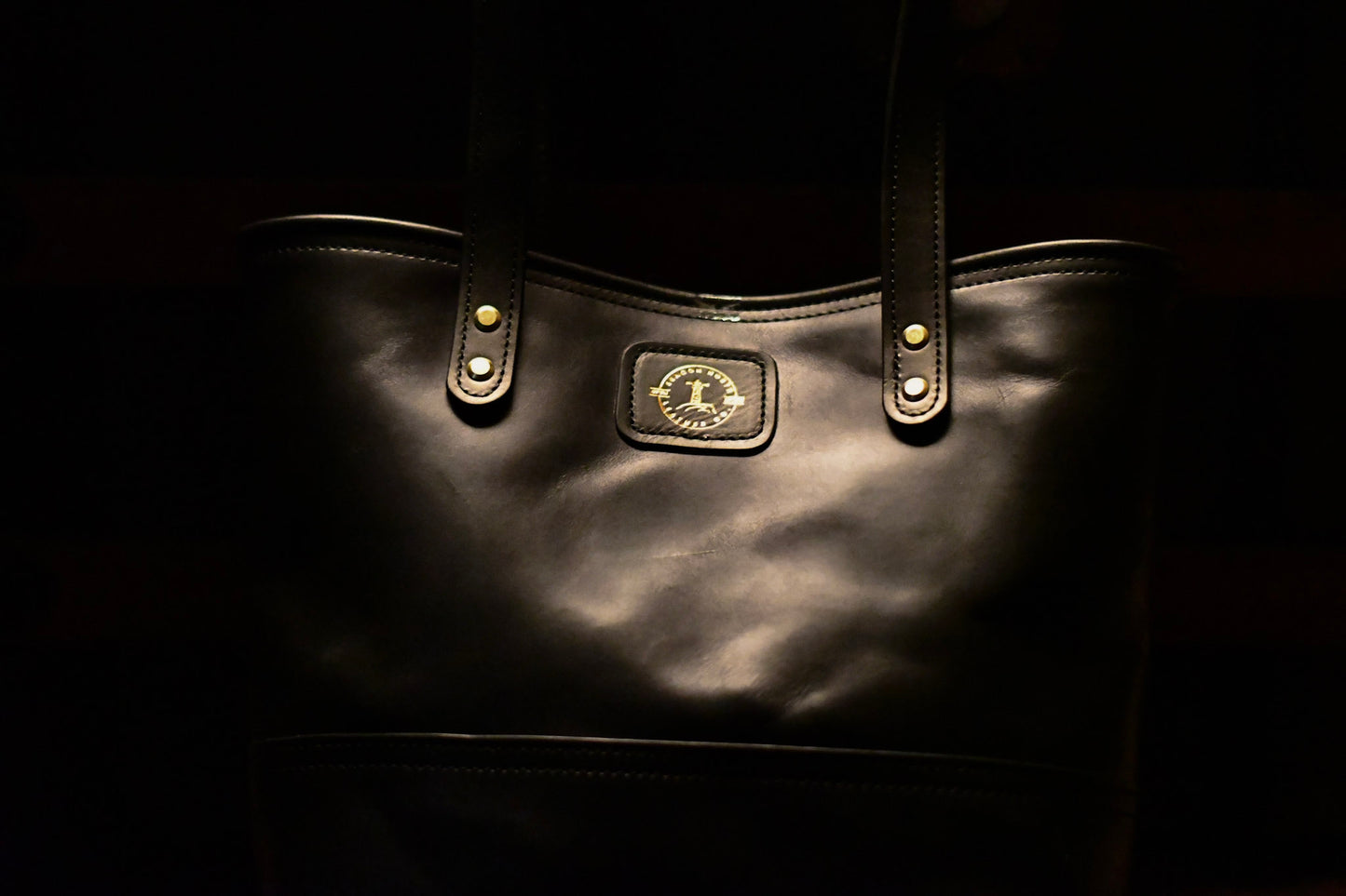 The Beacon Market Tote Bag - Black