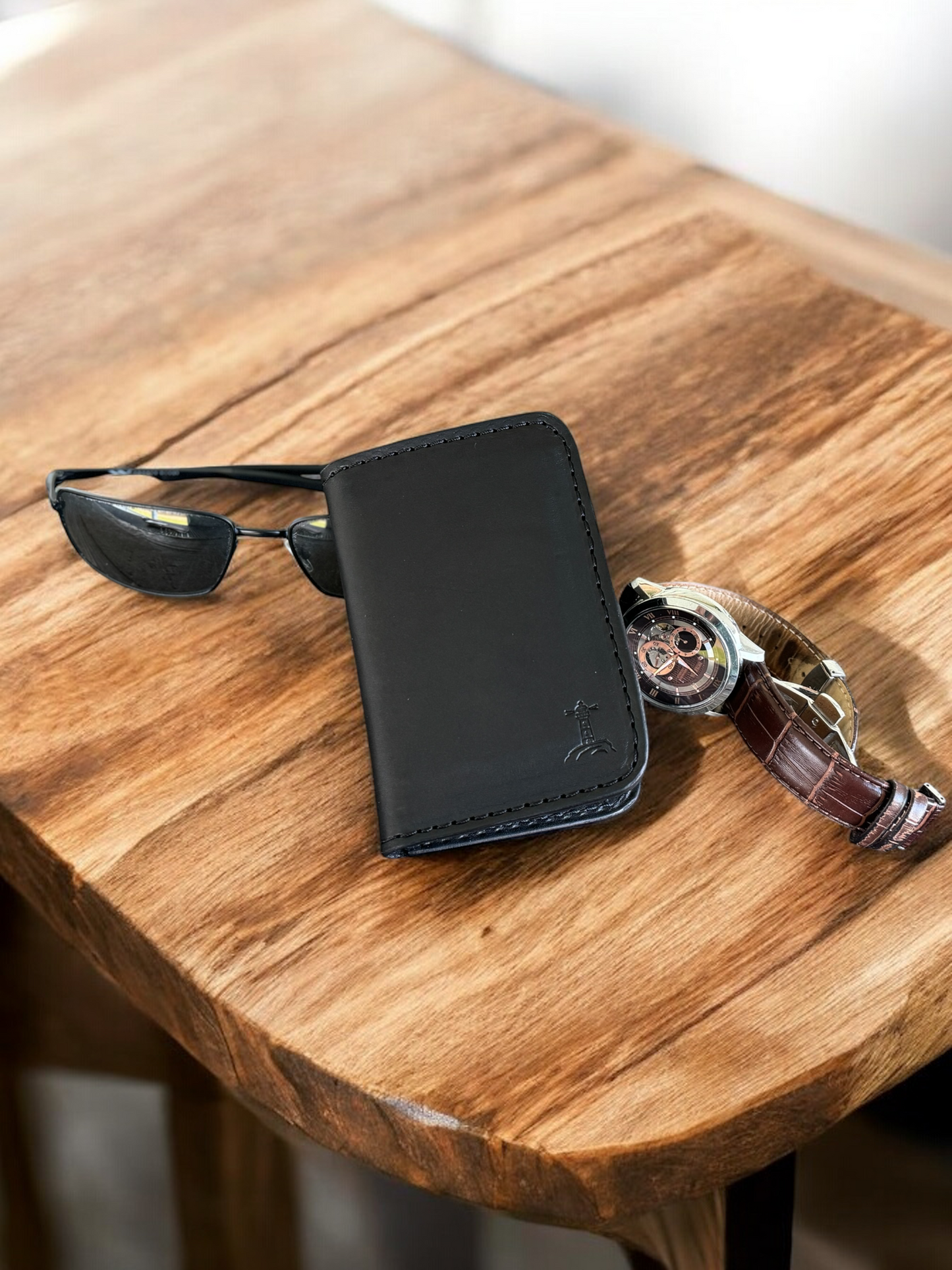 The Headway Vertical Wallet