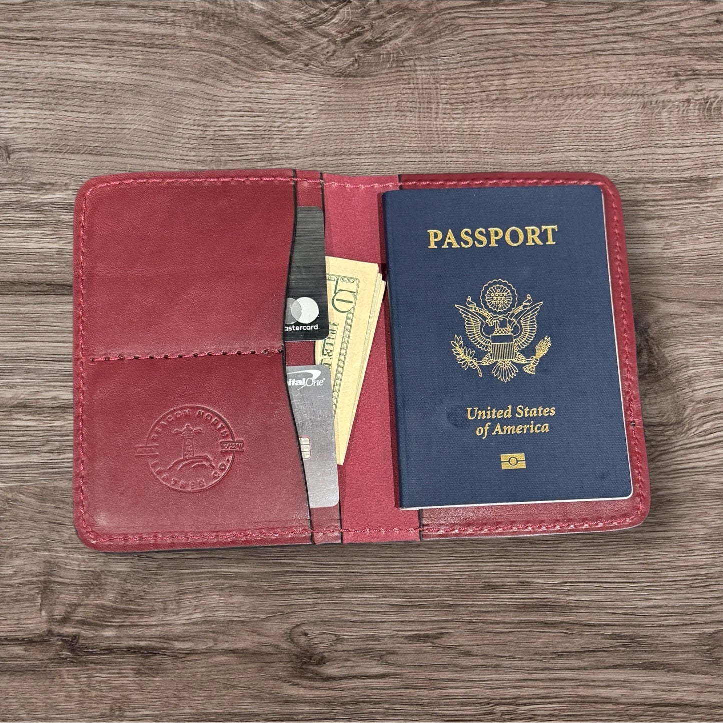 Voyager Passport Wallet